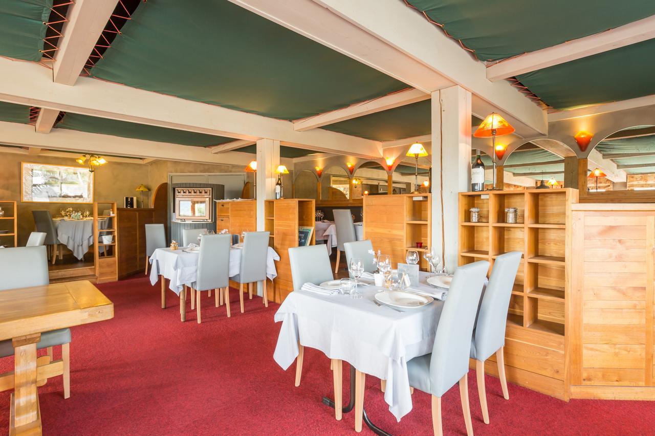 Logis Hotel Restaurant La Tour Dunières Dış mekan fotoğraf
