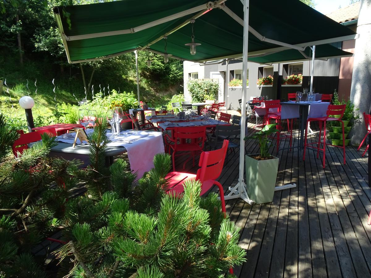 Logis Hotel Restaurant La Tour Dunières Dış mekan fotoğraf