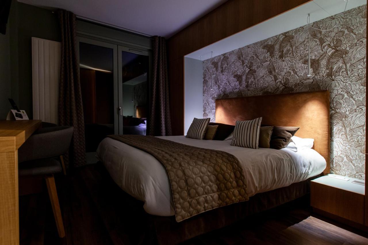 Logis Hotel Restaurant La Tour Dunières Dış mekan fotoğraf